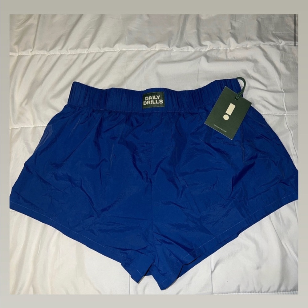 DAILY DRILLS BOUNCE SHORT IN COBALT